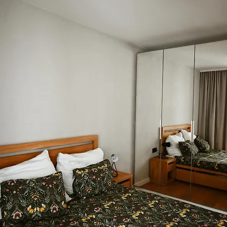 Apartment By The River Ii Stettin